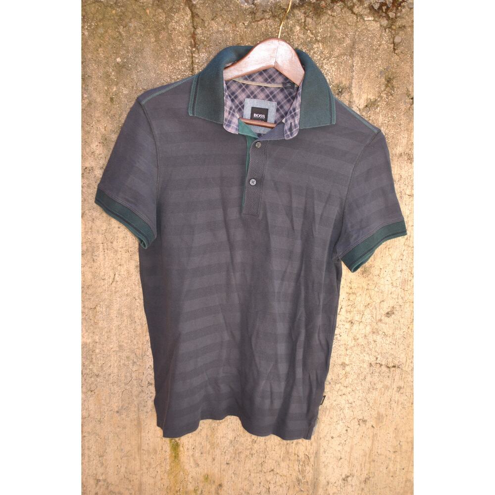 Hugo Boss Regular Fit Polo Shirt with Plaid Trim Collar – Size S